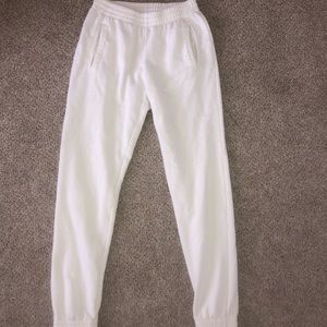 White Brandy Melville sweatpants